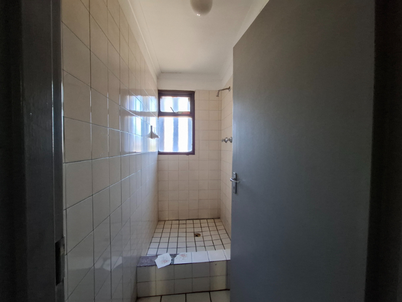 To Let commercial Property for Rent in Montague Gardens Western Cape